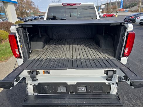 Used 2023 GMC Sierra 1500 Denali Ultimate image 5