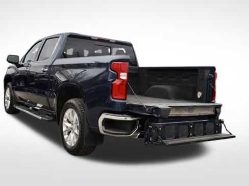 Used 2021 Chevrolet Silverado 1500 LTZ w/ Z71 Off-Road Package image 13