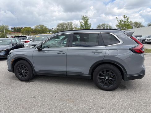 Used 2024 Honda CR-V Sport image 8