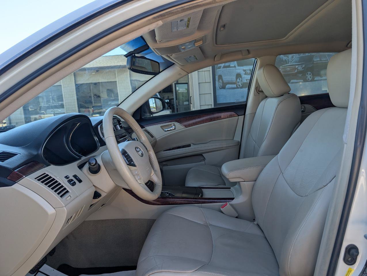 Used 2011 Toyota Avalon FWD image 13