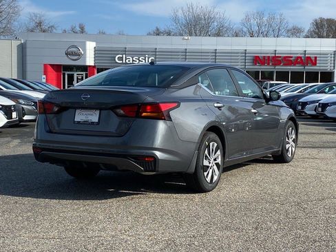 New 2025 Nissan Altima 2.5 S image 3