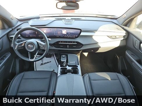 Certified 2025 Buick Enclave Preferred image 31