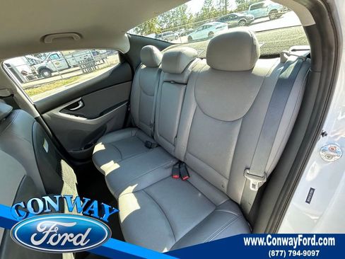 Used 2016 Hyundai Elantra Limited image 15