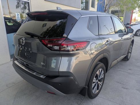 Used 2021 Nissan Rogue SV FWD image 6