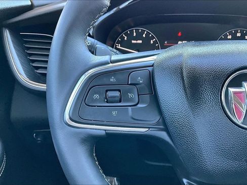 Used 2023 Buick Envision Preferred image 18