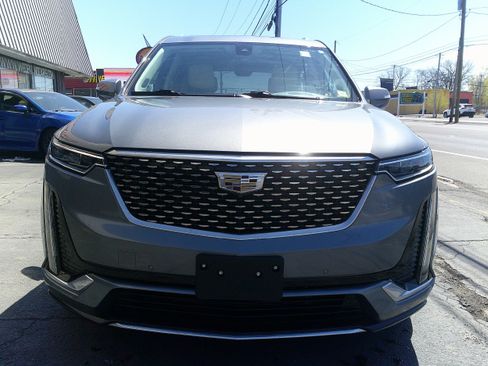 Used 2021 Cadillac XT6 Premium Luxury AWD/4WD image 9