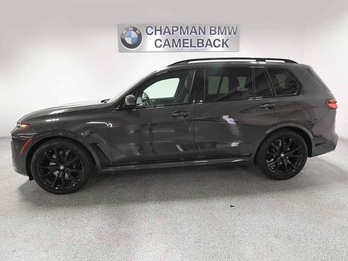 Used 2024 BMW X7 xDrive40i w/ Executive Package AWD/4WD image 3
