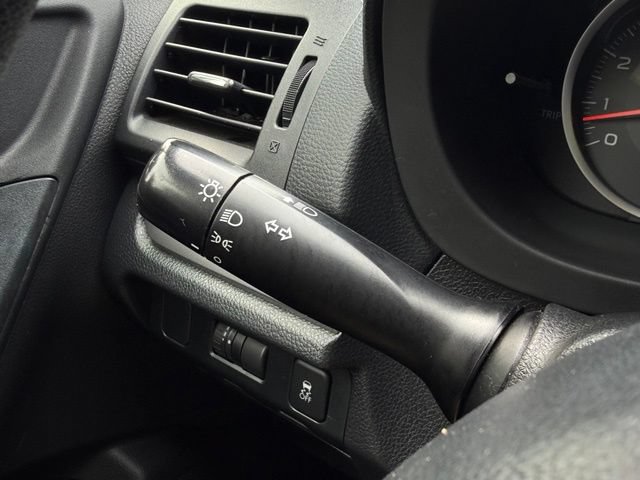 Used 2015 Subaru Forester 2.5i AWD/4WD image 21