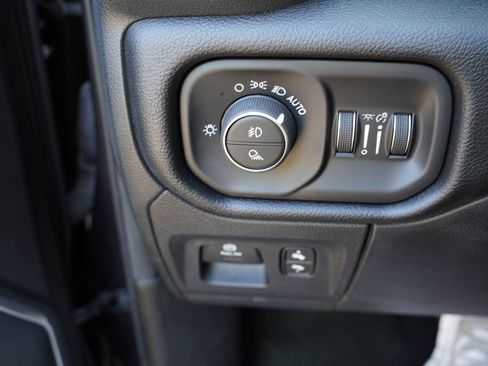 Certified 2022 RAM 1500 Laramie AWD/4WD image 26