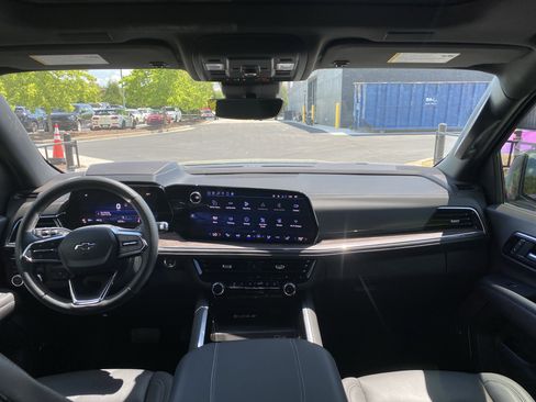 Used 2025 Chevrolet Tahoe Z71 w/ Z71 Off-Road Package image 47