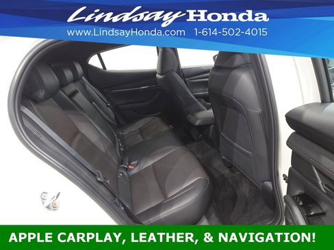 Used 2024 MAZDA MAZDA3 Hatchback w/Premium Plus Pkg image 9