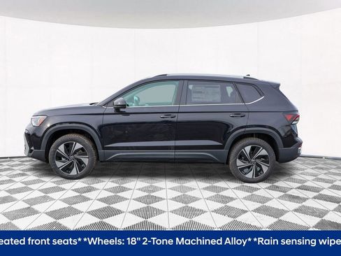 Certified 2025 Volkswagen Taos SE image 14