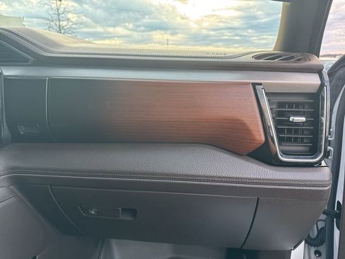 Used 2025 GMC Sierra 1500 Denali w/ Denali Reserve Package image 24