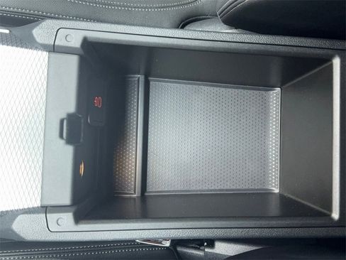 Used 2023 BMW i4 eDrive40 w/ M Sport Package image 38