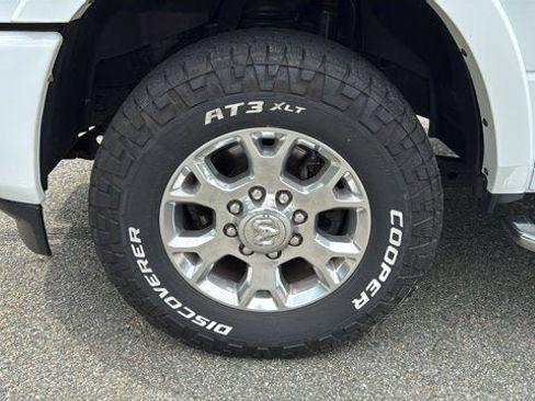 Used 2022 RAM 2500 Laramie AWD/4WD image 11
