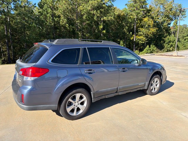 Used 2014 Subaru Outback 2.5i Premium AWD/4WD image 10