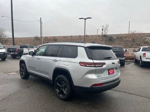 New 2025 Jeep Grand Cherokee L Limited w/ Black Appearance Package image 6