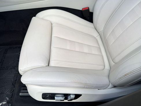 Used 2021 BMW X5 sDrive40i w/ Premium Package 2 RWD image 14