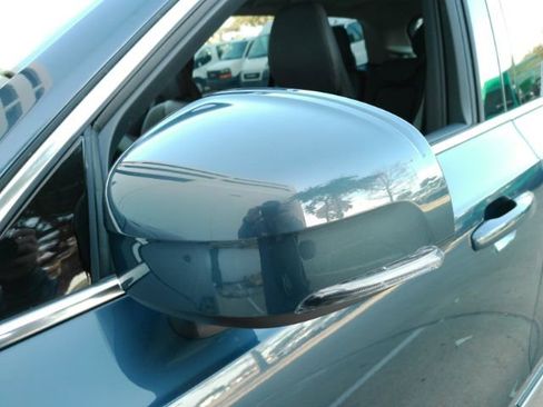 Used 2025 Volvo XC90 B6 Ultra image 18