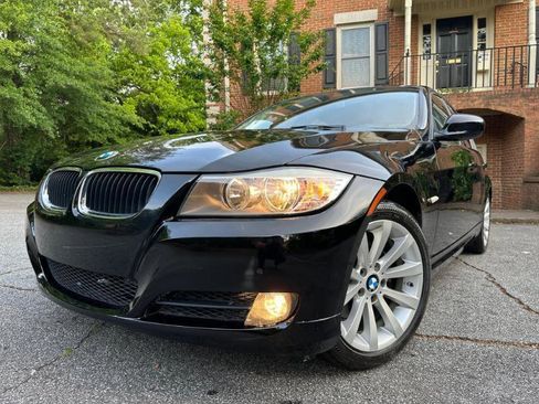 Used 2011 BMW 328i Sedan RWD image 2