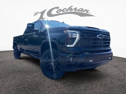 New 2025 Chevrolet Silverado 3500 High Country w/ Midnight Edition