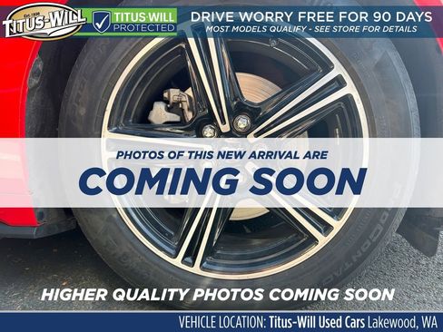 Used 2025 Ford Mustang Premium RWD image 5