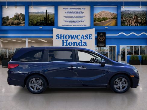 Certified 2024 Honda Odyssey EX image 8