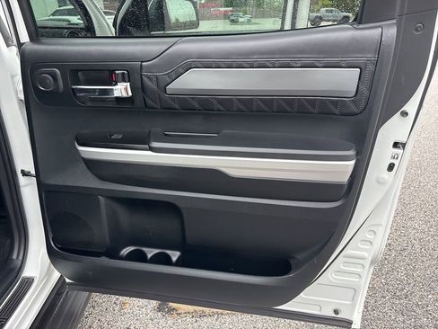 Used 2017 Toyota Tundra Platinum AWD/4WD image 24