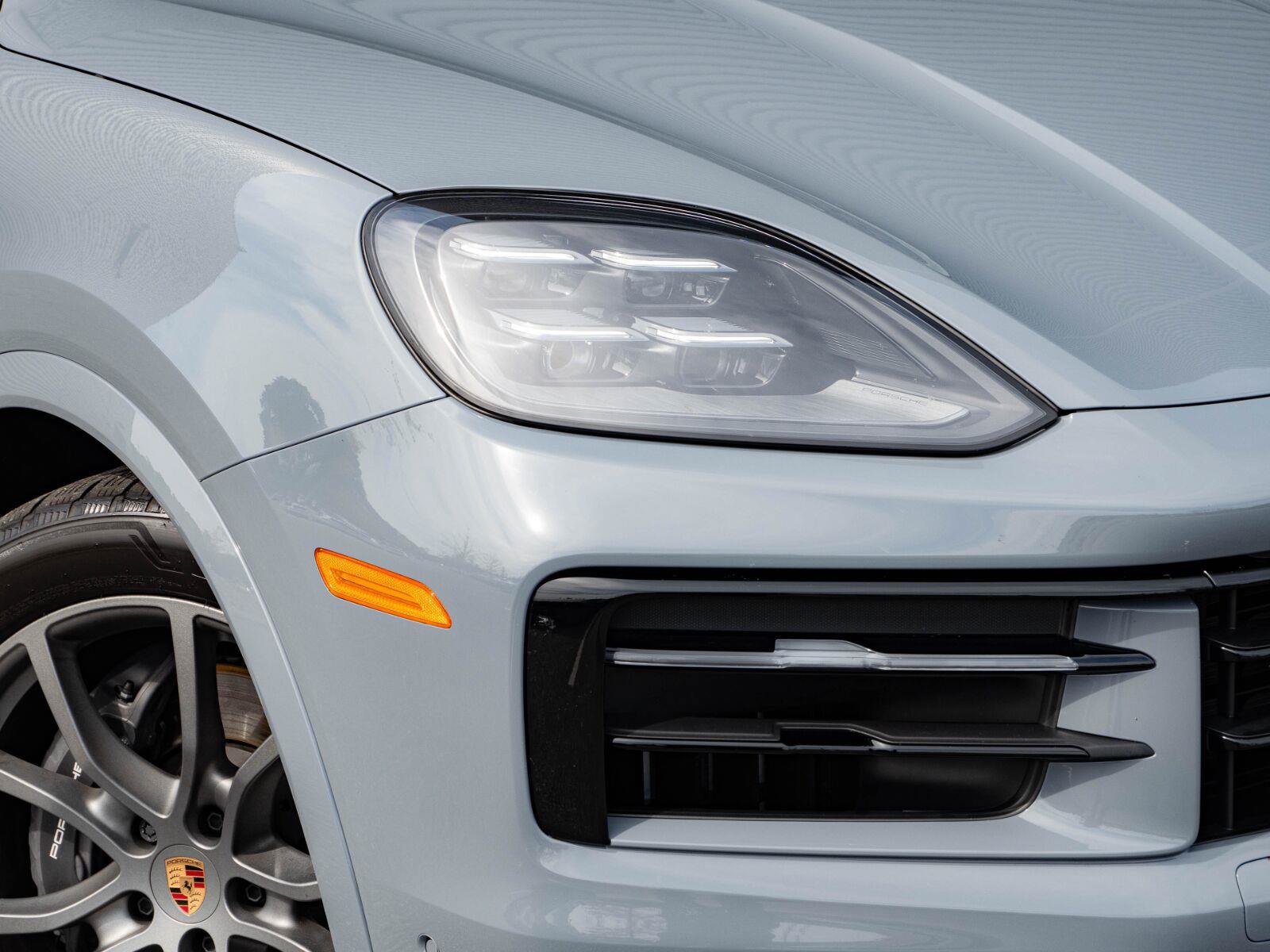 Used 2026 Porsche Cayenne Coupe AWD/4WD image 37
