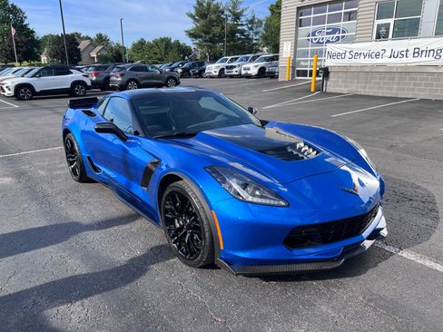 Used 2016 Chevrolet Corvette Z06 w/ Z07 Performance Package RWD image 9