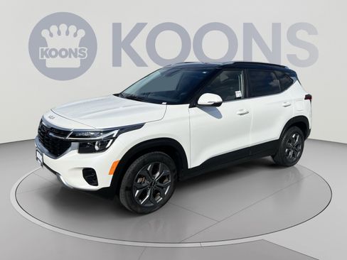 Used 2024 Kia Seltos S AWD/4WD image 1
