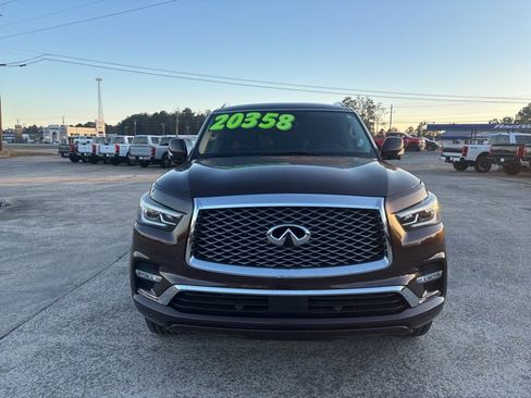 Used 2019 INFINITI QX80 Luxe image 3