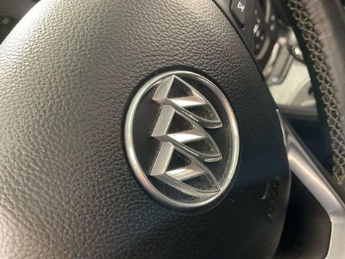 Used 2018 Buick Envision Essence image 49