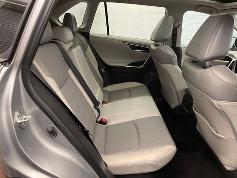 Used 2022 Toyota RAV4 Limited AWD/4WD image 27