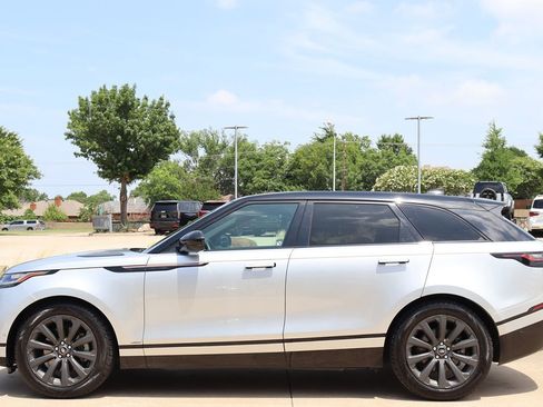 Used 2018 Land Rover Range Rover Velar R-Dynamic SE image 8