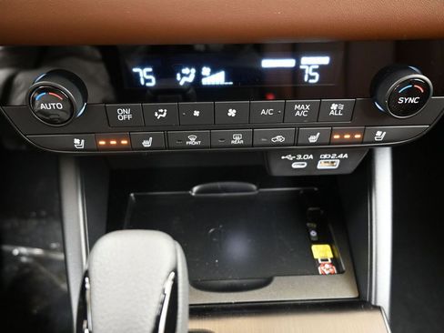 New 2026 Subaru Outback Touring XT image 34