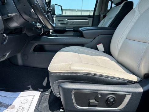 Used 2022 RAM 1500 Limited AWD/4WD image 14