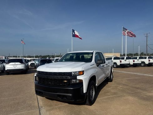 Used 2020 Chevrolet Silverado 1500 W/T w/ Trailering Package AWD/4WD image 7