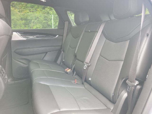 Certified 2024 Cadillac XT5 Premium Luxury FWD image 28