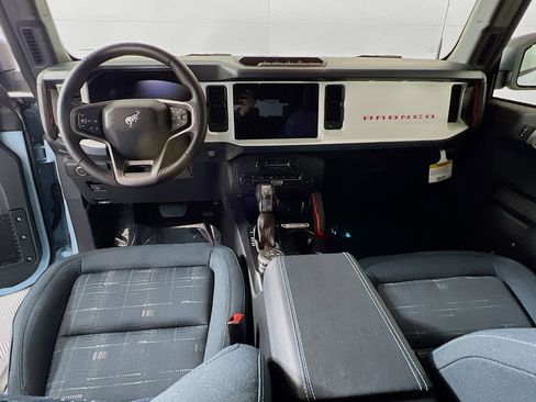 New 2025 Ford Bronco Heritage Edition image 7