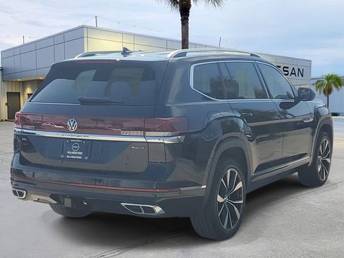 Used 2024 Volkswagen Atlas SEL Premium R-Line AWD/4WD image 6