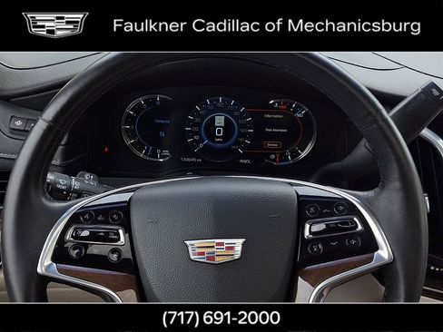 Used 2018 Cadillac Escalade Luxury AWD/4WD image 24