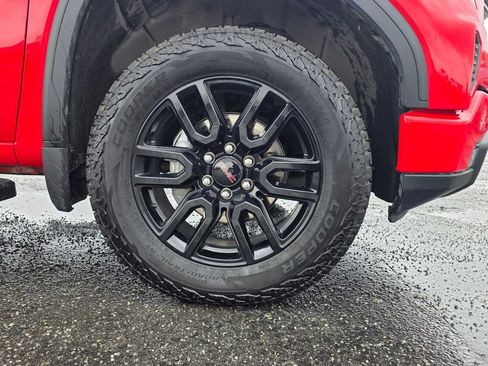 Certified 2025 GMC Sierra 1500 Elevation w/ Elevation Premium Package AWD/4WD image 9