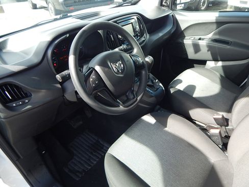 Used 2022 RAM ProMaster City Tradesman image 2