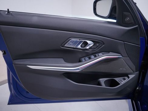 Used 2025 BMW M340i image 16