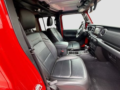 Certified 2023 Jeep Wrangler Unlimited Sahara AWD/4WD image 33