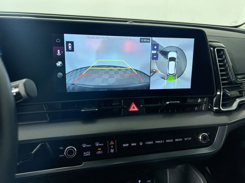 Certified 2025 Kia Sportage SX image 26