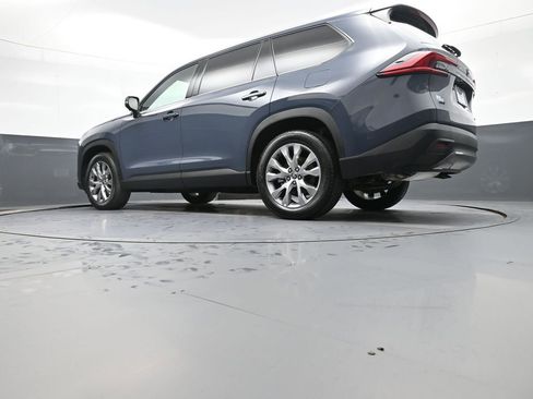 Certified 2025 Toyota Grand Highlander AWD image 35