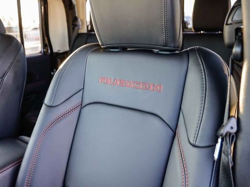 New 2026 Jeep Gladiator Rubicon w/ Steel Bumper Group image 30