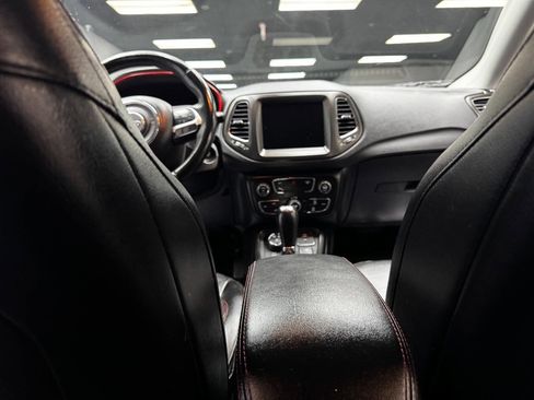 Used 2018 Jeep Compass Trailhawk w/ Safe & Security Group image 39